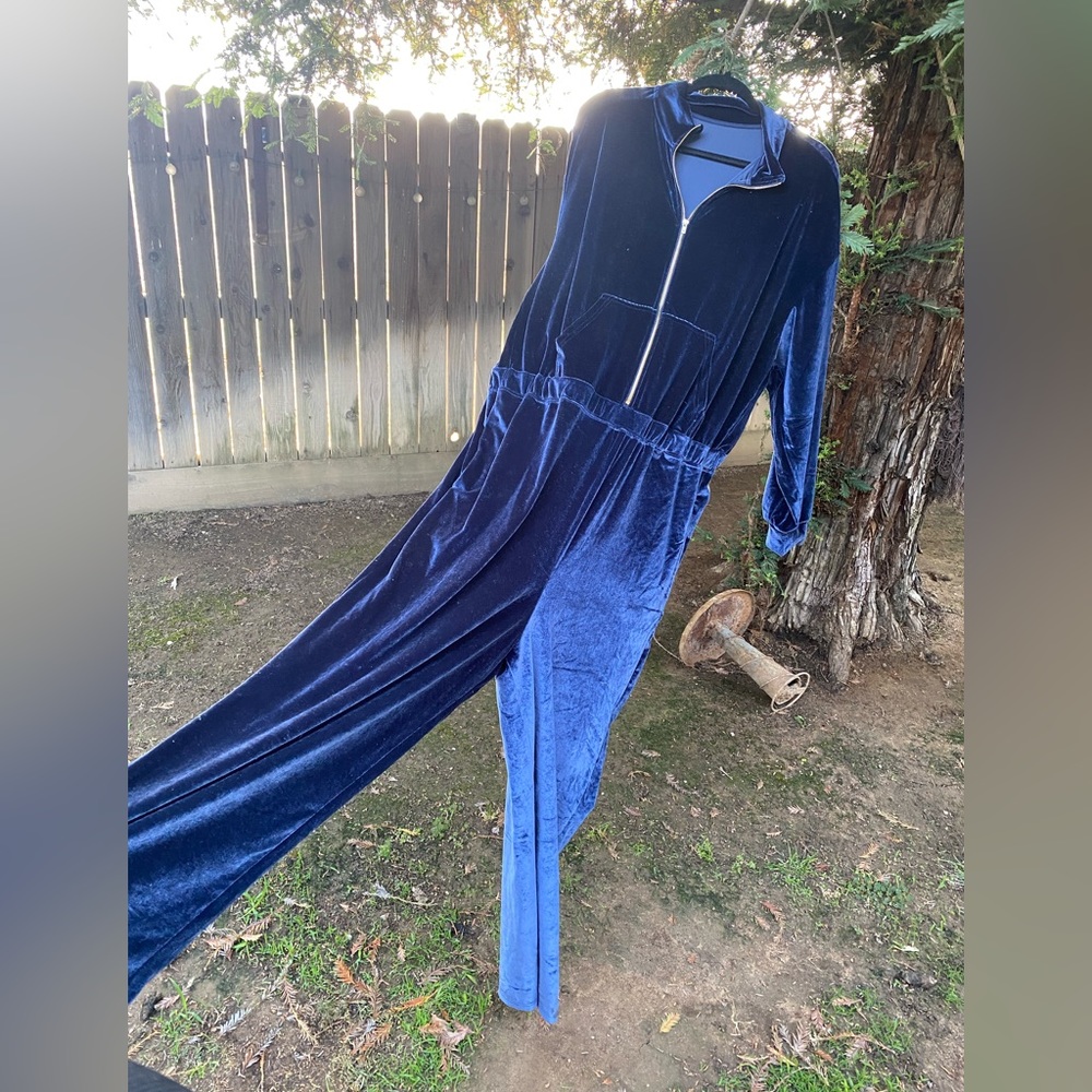 Fabletics Jumper, Velvet, romper, Navy, Dark Blue, Never Worn NW Size 3x.